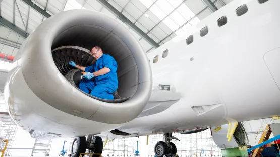 Avion en maintenance