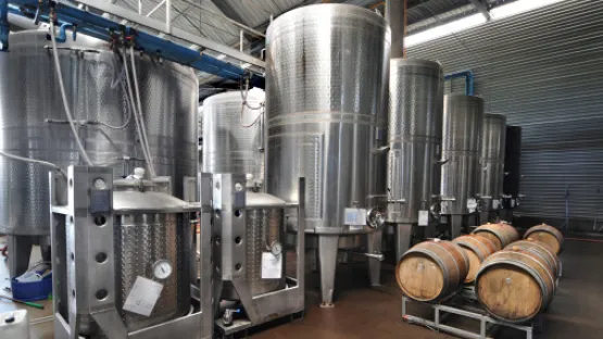 Inerter vos cuves pendant la vinification et l’élevage (Oenologie)